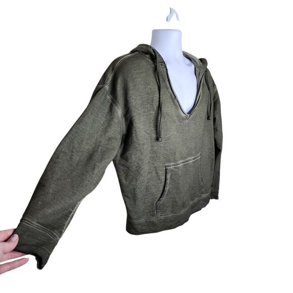 Sanctuary Pullover Distressed Vneck Hoodie Sweatshirt Womens Size XS Green - Picture 4 of 9